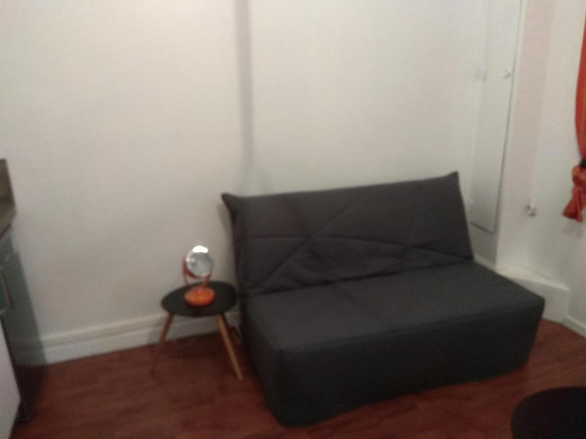 Studio 25 M² Moulins  Bagian luar foto